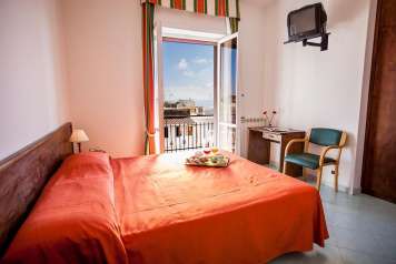 Hotel Conte - mese di Luglio - offerte-Ischia Porto